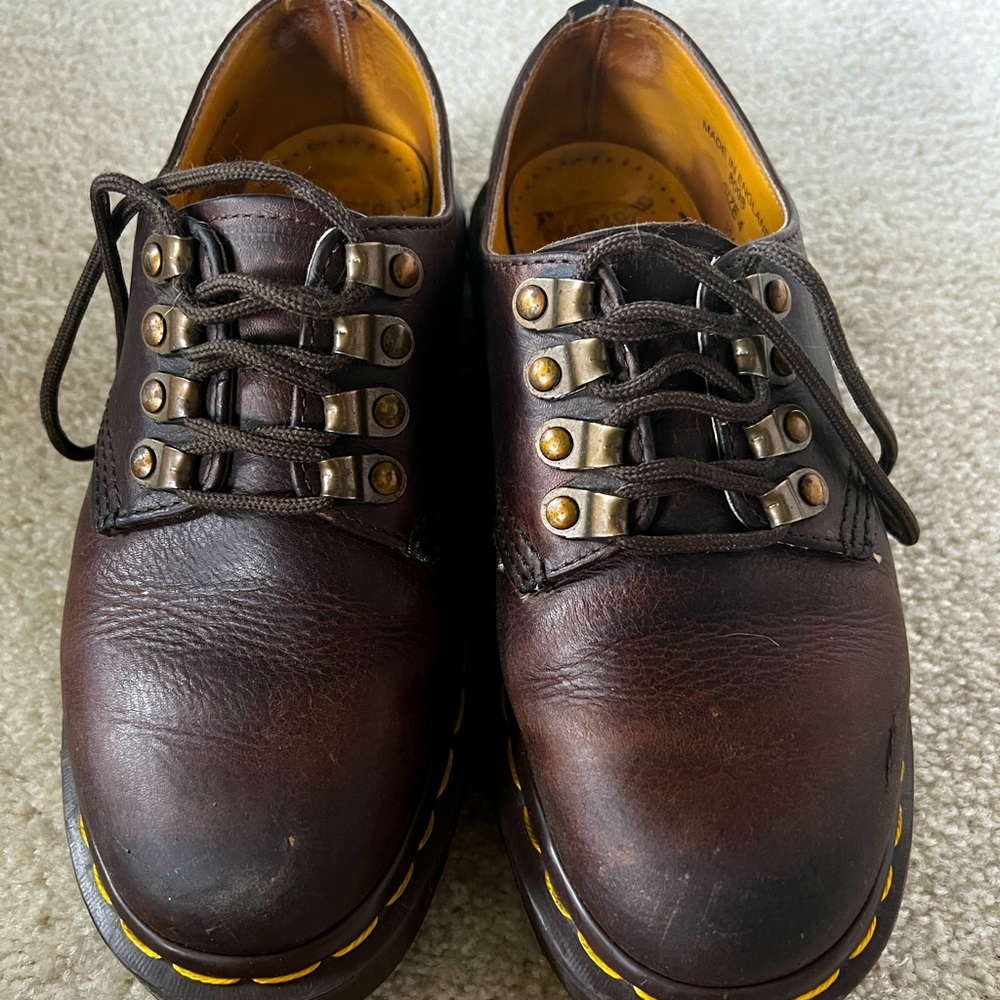 Dr Martens 4 Loop shoes, women’s size 6/UK 4, Vintage 90s.